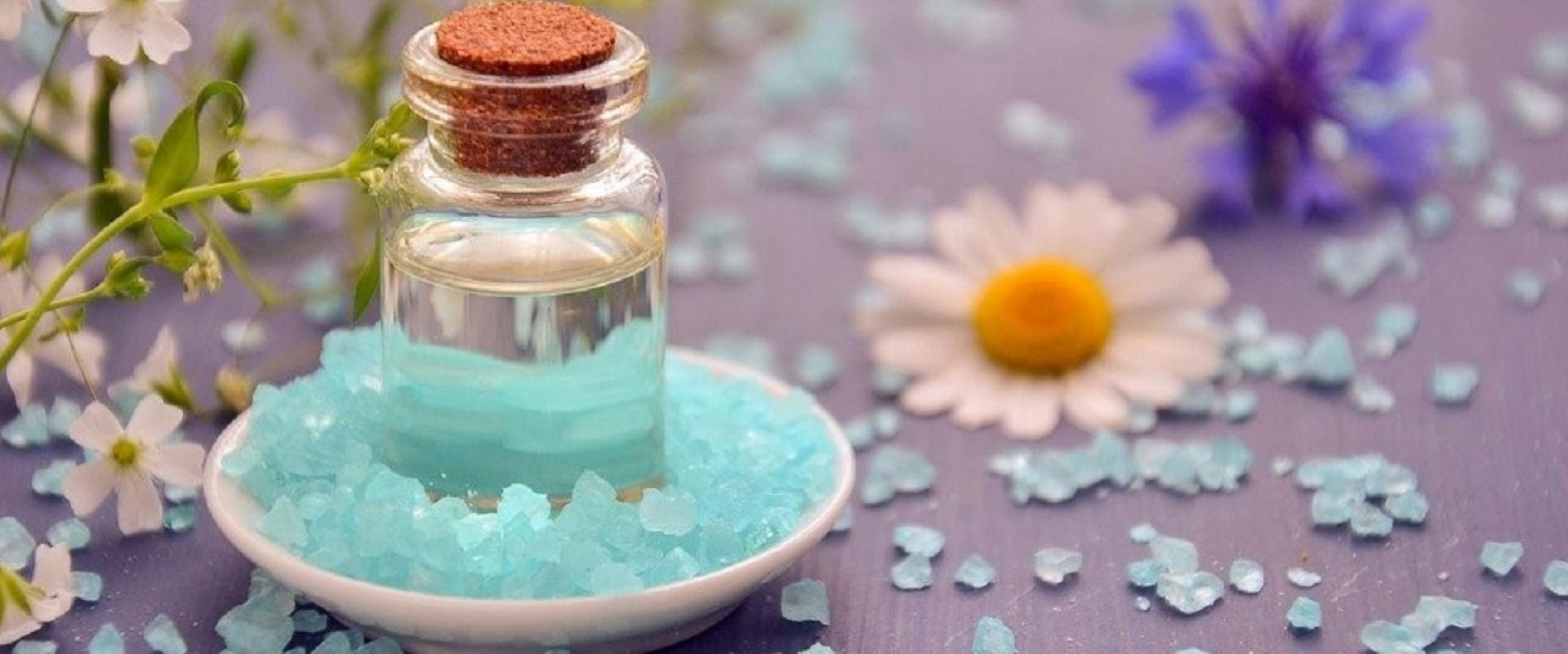 Sól z Morza Martwego a łuszczyca - jak działa?